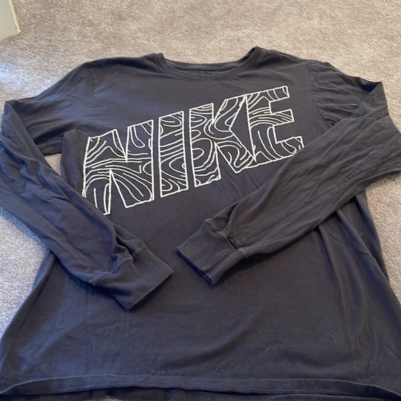Nike T - Picture 2 of 3